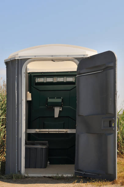 Porta potty delivery and setup in Oak Grove, TN