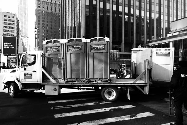 Best Portable toilet rental cost  in Oak Grove, TN